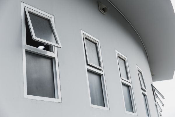 Cost of Awning Windows Installation in Bellevue