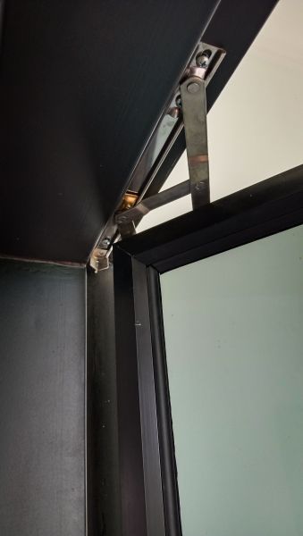 Cost of Pivot Window Replacement in Bellevue